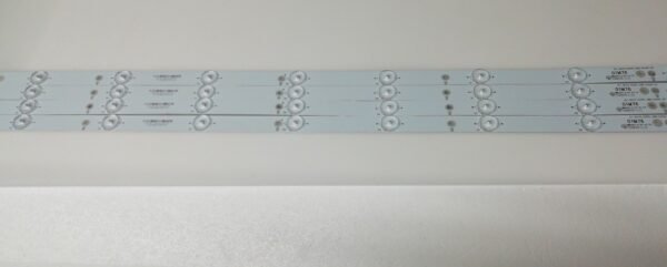 LEDS barrettes ( kit complet ) GJ-2K15-D2P5-395-D409-V0 POUR 40PUT6400